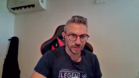 Snapshot of huge__cumshot chatting on June 2026 10:35:02 AM huge__cumshot online show from June 2026 10:35:02 AM