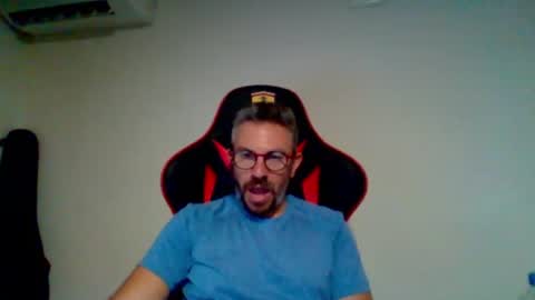 Snapshot of huge__cumshot chatting on July 2026 05:26:02 PM huge__cumshot online show from July 2026 05:26:02 PM