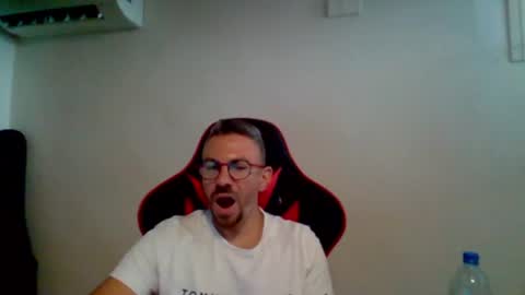 Snapshot of huge__cumshot chatting on July 2026 07:46:01 AM huge__cumshot online show from July 2026 07:46:01 AM