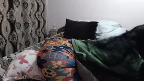 hugeassdevil online show from February 2026 12:57:02 PM