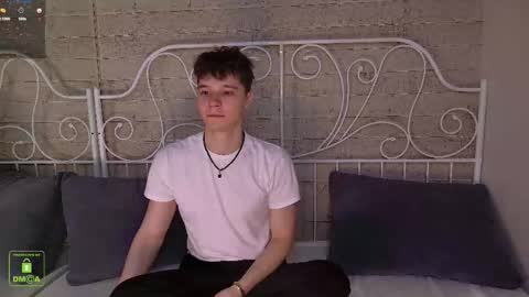 ANTHONY online show from December 2025 03:32:02 PM