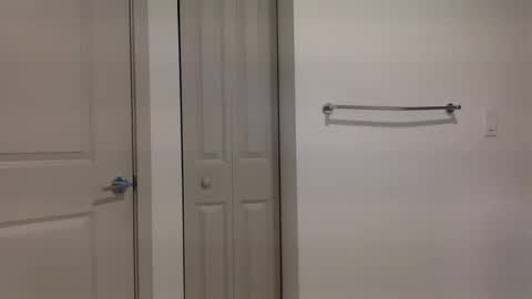 Snapshot of hugeblast chatting on October 2025 10:19:02 PM HugeBlast online show from October 2025 10:19:02 PM