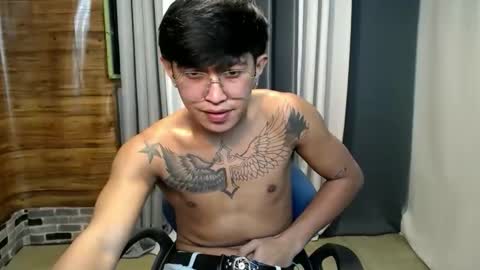 hugecockchristian online show from October 2025 02:59:02 PM