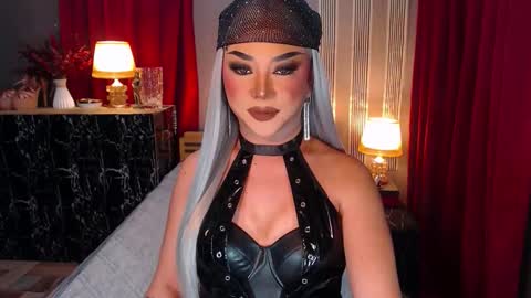 Snapshot of hugecockchristine chatting on September 2025 03:06:01 PM Christine online show from September 2025 03:06:01 PM