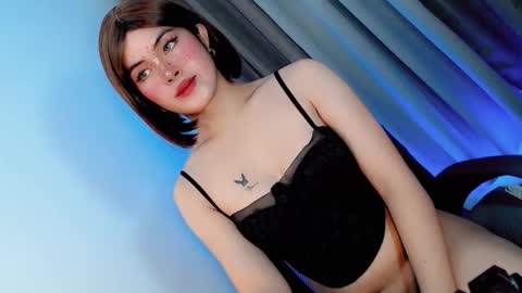 Snapshot of hugecockyanny chatting on February 2026 11:10:02 PM Yhanie online show from February 2026 11:10:02 PM