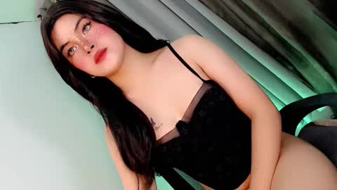 Snapshot of hugecockyanny chatting on February 2026 10:38:02 PM Yhanie online show from February 2026 10:38:02 PM