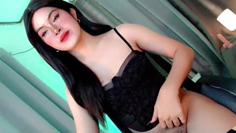 Snapshot of hugecockyanny chatting on February 2026 12:19:02 AM Yhanie online show from February 2026 12:19:02 AM