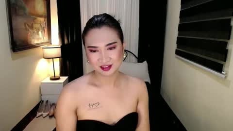 Snapshot of hugemusclecockts chatting on April 2026 01:42:02 PM yesha fox online show from April 2026 01:42:02 PM