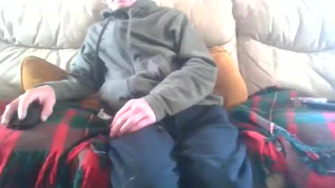 Snapshot of hugenob4u chatting on April 2026 02:15:01 PM hugenob4u online show from April 2026 02:15:01 PM