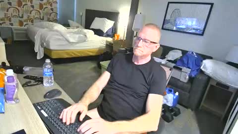 Snapshot of hugentuscaloosa chatting on May 2026 10:26:02 PM CAROLINA TIM online show from May 2026 10:26:02 PM