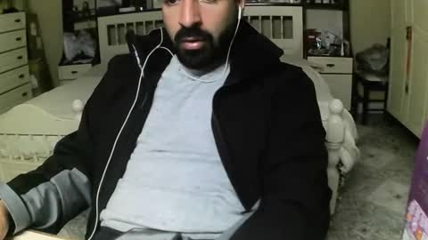 hugeveiny online show from January 2026 04:44:01 PM