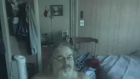 Snapshot of huggybear566 chatting on March 2026 01:37:01 PM lonely huggy bear online show from March 2026 01:37:01 PM