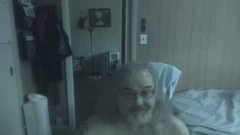 Snapshot of huggybear566 chatting on April 2026 03:09:01 PM lonely huggy bear online show from April 2026 03:09:01 PM