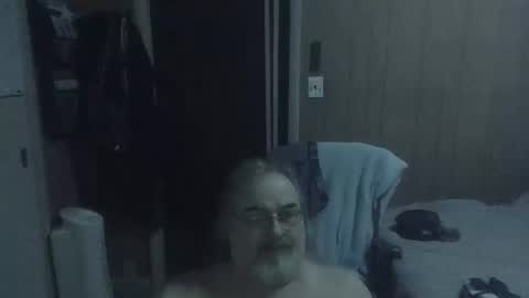 Snapshot of huggybear566 chatting on April 2026 10:05:01 AM lonely huggy bear online show from April 2026 10:05:01 AM