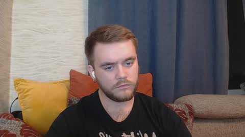 Hugo online show from December 2024 08:15:01 PM