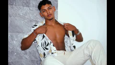 Snapshot of hugo_cano chatting on September 2025 08:03:01 PM Hugo Cano online show from September 2025 08:03:01 PM