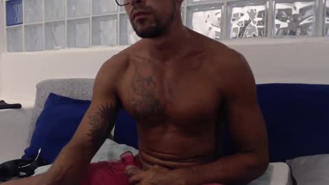 Colombian Milkman online show from February 2025 07:55:01 AM