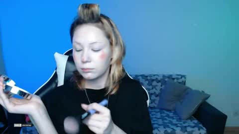 Snapshot of hugomin chatting on April 2026 01:49:02 AM HugoMin online show from April 2026 01:49:02 AM