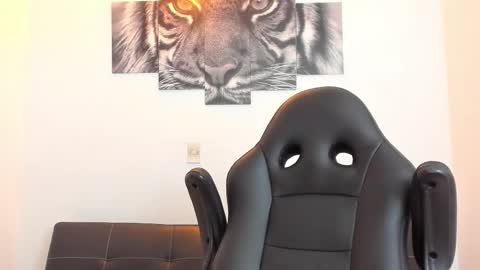 Eli online show from February 2026 11:23:02 PM