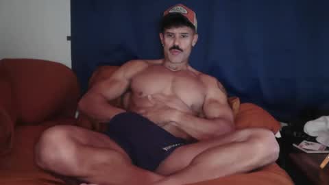 Snapshot of hungdong9 chatting on December 2025 05:48:01 AM Hung Jake - online show from December 2025 05:48:01 AM