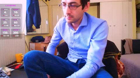 Snapshot of hungeddy chatting on February 2026 08:57:01 AM Eddy online show from February 2026 08:57:01 AM