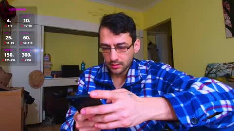 Snapshot of hungeddy chatting on March 2026 12:12:01 AM Eddy online show from March 2026 12:12:01 AM