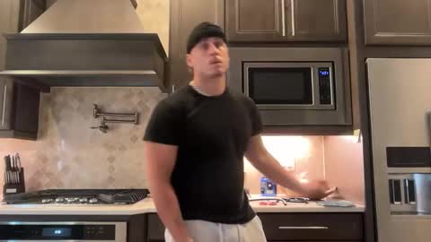 hungkingg22 online show from September 2025 04:09:02 PM