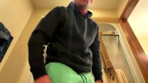 Snapshot of hunglikeray2286 chatting on February 2026 07:34:01 PM hunglikeray2286 online show from February 2026 07:34:01 PM