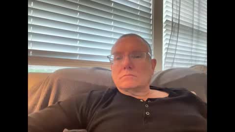 AARON online show from October 2025 03:45:01 PM