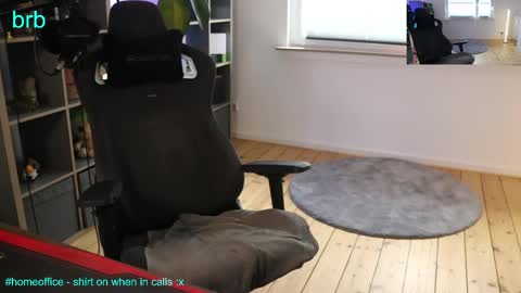 Snapshot of hungry_26 chatting on May 2026 09:28:01 AM hungry_26 online show from May 2026 09:28:01 AM