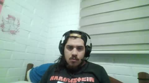 Snapshot of hungweeb chatting on April 2026 03:42:02 AM Rod online show from April 2026 03:42:02 AM