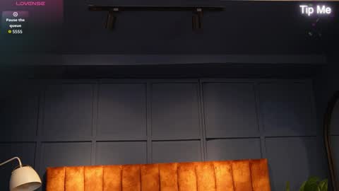 hunk_ryan online show from October 2025 12:28:02 PM