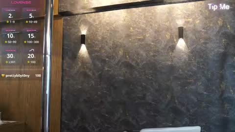 hunk_ryan online show from November 2025 02:16:01 PM