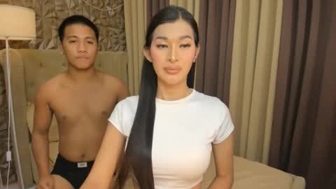 hunkhomerontop online show from October 2025 06:47:01 AM