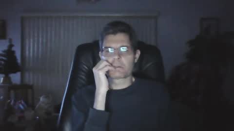 hunkmasclefad458 online show from December 2024 04:23:02 AM