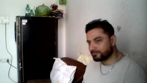 hunkster102 online show from May 2026 05:23:02 AM