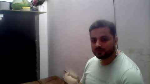 hunkster102 online show from May 2026 11:39:02 AM