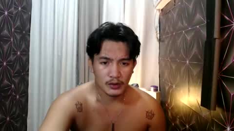 hunkylloyd online show from December 2024 11:42:02 AM