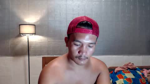 hunkylloyd online show from January 2026 07:32:01 AM