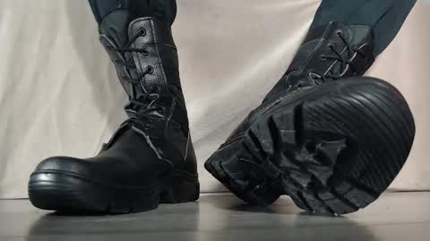 Snapshot of hunkytime chatting on March 2026 03:30:02 PM I AM NOT A DIRECTOR I AM THE BOSS KINGDADDYSIRSTR8ALPHAMASTER online show from March 2026 03:30:02 PM