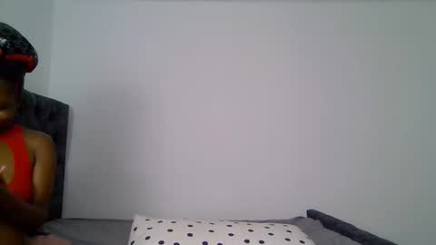 hunny online show from November 2025 04:06:02 PM