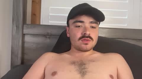 Snapshot of hunterbentleyy chatting on September 2025 09:05:01 PM Hunter online show from September 2025 09:05:01 PM