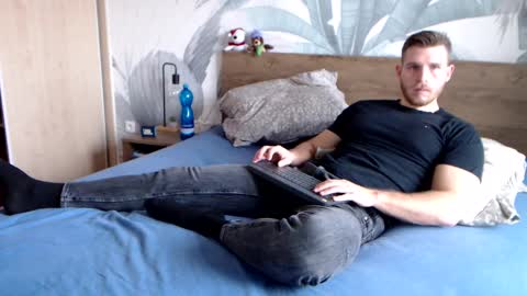 Hunter Bridges online show from January 2025 12:31:02 PM