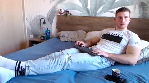 Hunter Bridges online show from February 2025 10:00:01 AM