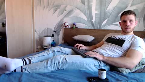 Hunter Bridges online show from February 2025 10:49:02 AM