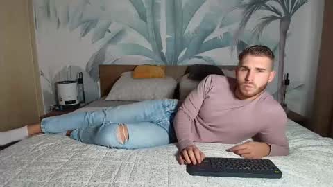 Hunter Bridges online show from October 2025 02:15:02 PM