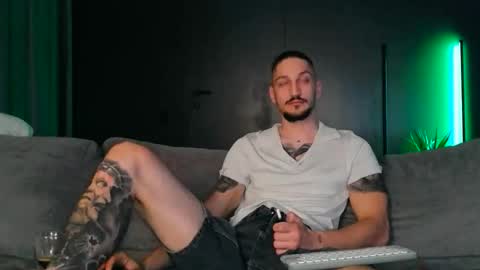 HuntinGOD online show from November 2025 03:53:02 AM