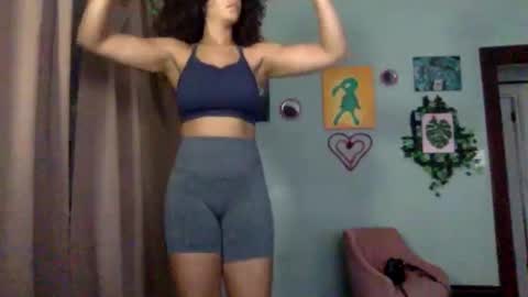 Snapshot of hunyybunz chatting on December 2024 05:44:02 PM Goddess Hunyy online show from December 2024 05:44:02 PM