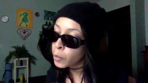 Snapshot of hunyybunz chatting on January 2025 04:36:01 AM Goddess Hunyy online show from January 2025 04:36:01 AM