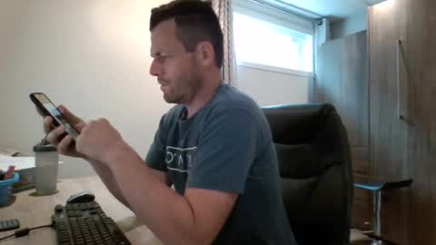 Snapshot of hurley7890 chatting on July 2026 02:45:01 PM hurley7890 online show from July 2026 02:45:01 PM